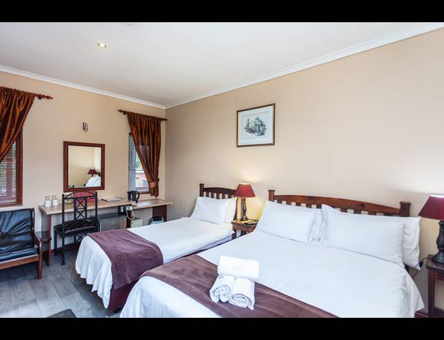 1,600M² GUESTHOUSE FOR SALE IN PANORAMA